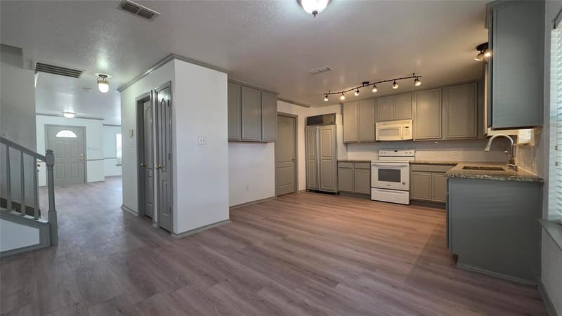 4504 Skipador Drive, Fort Worth TX 76179 - Photo 11