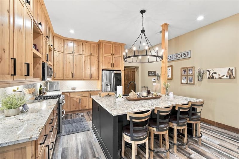 290 Barton Road, Maypearl TX 76064 - Photo 6