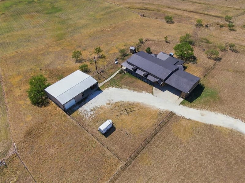 290 Barton Road, Maypearl TX 76064 - Photo 36