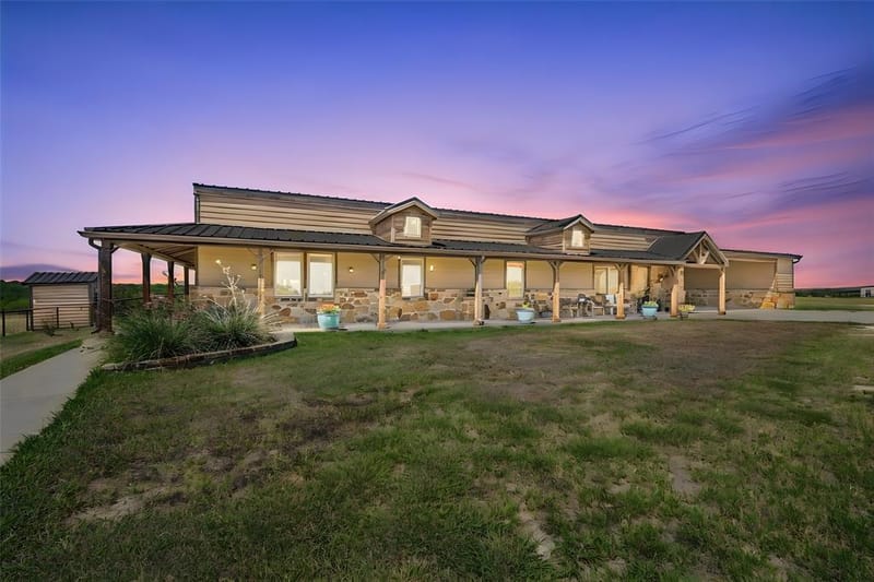290 Barton Road, Maypearl TX 76064