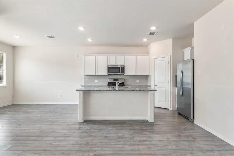 14840 Grey Feather Trail, Fort Worth TX 76052 - Photo 7
