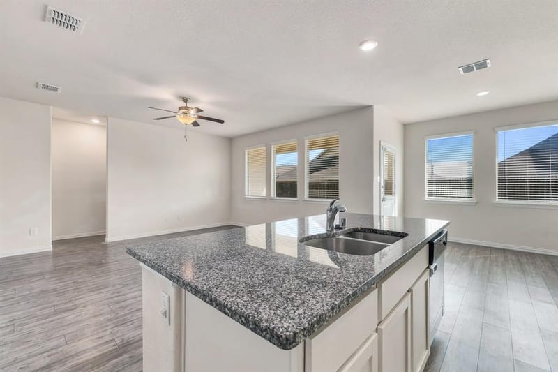 14840 Grey Feather Trail, Fort Worth TX 76052 - Photo 20