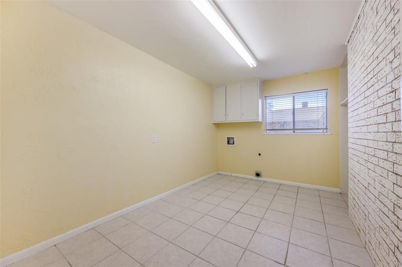 1405 Lakewood Drive, Sherman TX 75092 - Photo 9