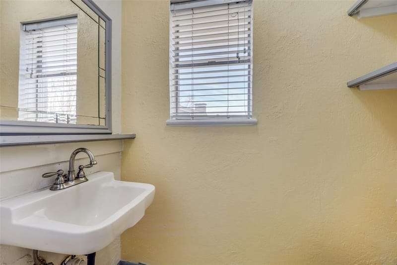 1405 Lakewood Drive, Sherman TX 75092 - Photo 10