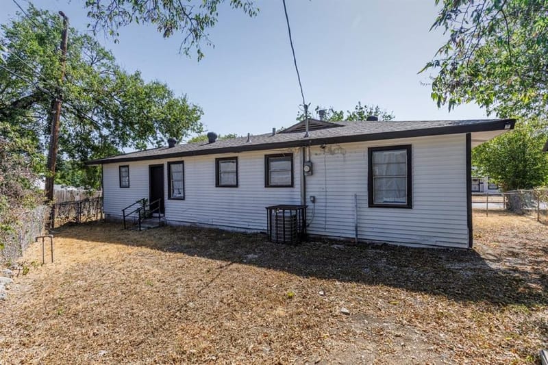 2347 Village Way, Dallas TX 75216 - Photo 19