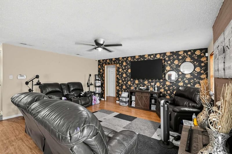 7632 Beckwood Drive, Fort Worth TX 76112 - Photo 6
