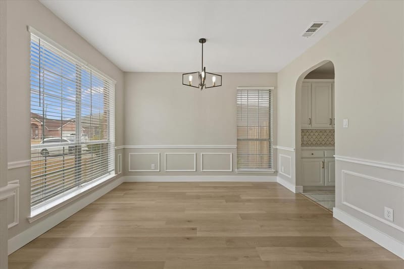 2831 Atrium Drive, Grand Prairie TX 75052 - Photo 7