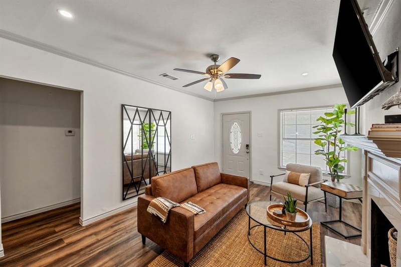 3458 Suffolk Drive, Fort Worth TX 76109 - Photo 9