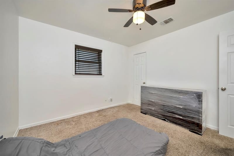 512 E Mission Street, Crowley TX 76036 - Photo 26