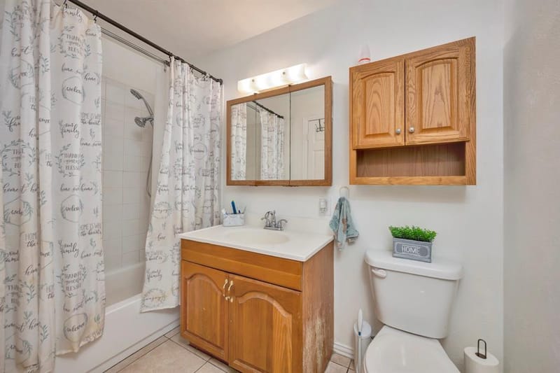 512 E Mission Street, Crowley TX 76036 - Photo 22