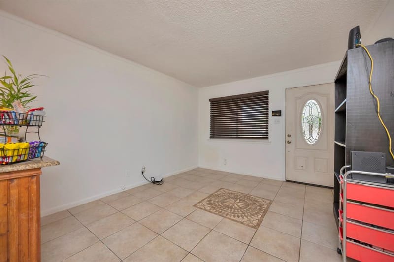 512 E Mission Street, Crowley TX 76036 - Photo 30
