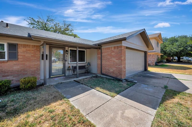 512 E Mission Street, Crowley TX 76036 - Photo 39