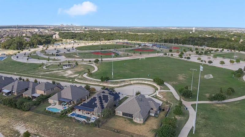 425 Rossville Drive, Midlothian TX 76065 - Photo 40