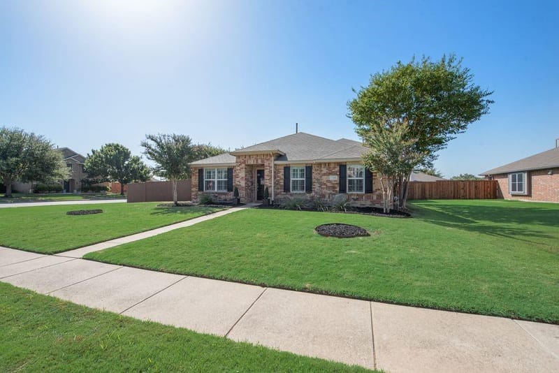 2408 Creekdale Drive, Denton TX 76210 - Photo 2