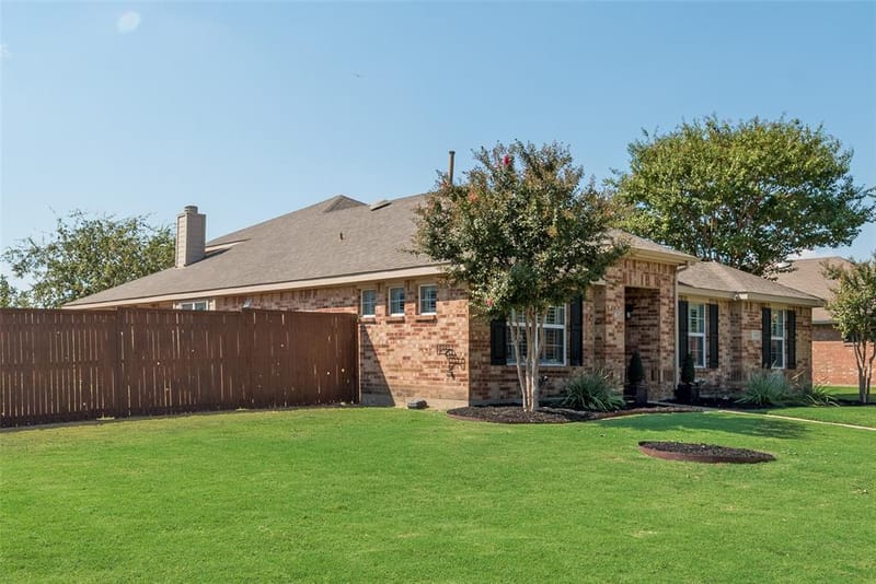 2408 Creekdale Drive, Denton TX 76210 - Photo 5
