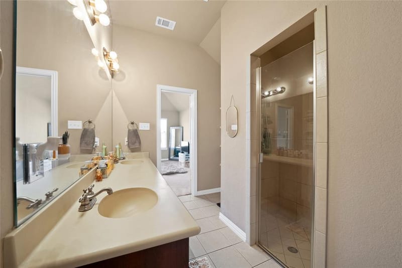 2029 Wellington Point, Heartland TX 75126 - Photo 16
