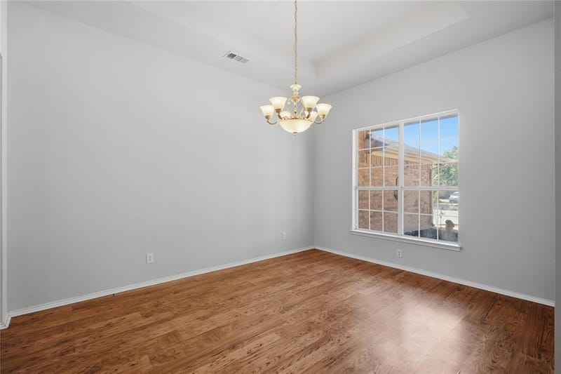 1701 Manten Boulevard, Denton TX 76208 - Photo 9