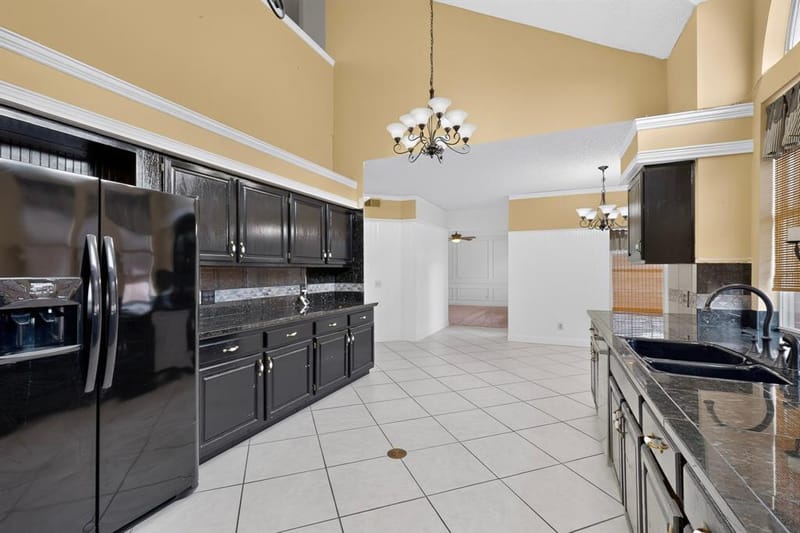 542 Clayton Street, Grand Prairie TX 75052 - Photo 13