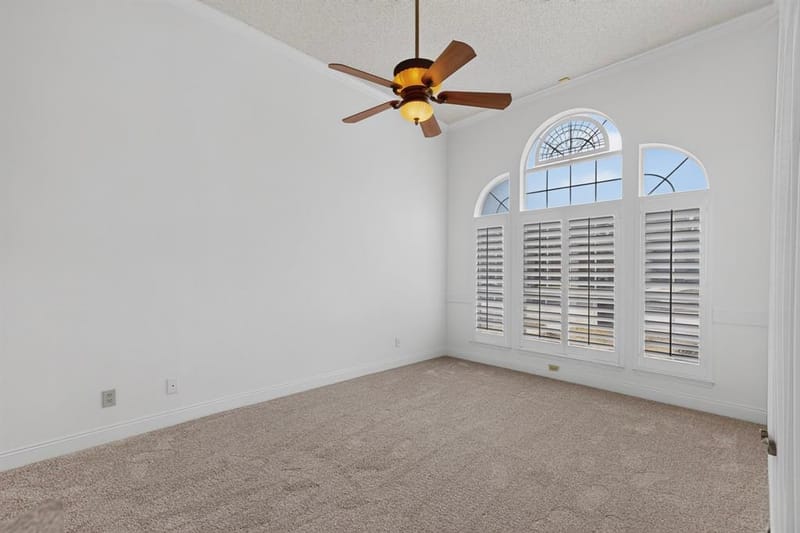 542 Clayton Street, Grand Prairie TX 75052 - Photo 17