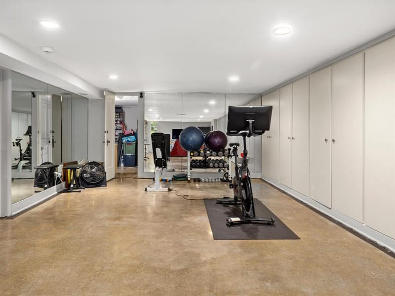 2401 Stadium Drive, Fort Worth TX 76109 - Photo 32