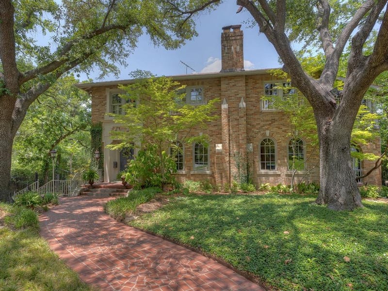 2401 Stadium Drive, Fort Worth TX 76109
