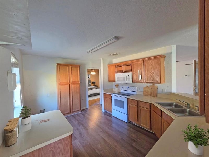 6204 Kelly Drive, Granbury TX 76048 - Photo 17