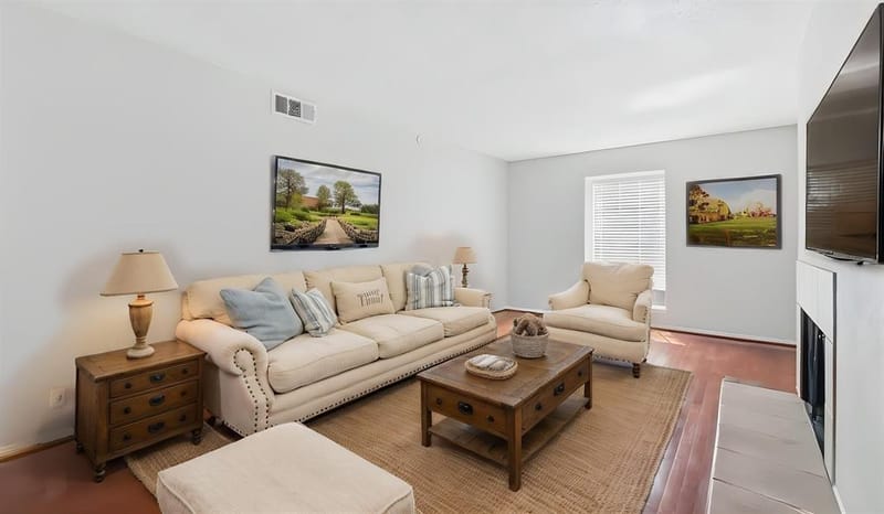 5232 Fleetwood Oaks Avenue # 216, Dallas TX 75235