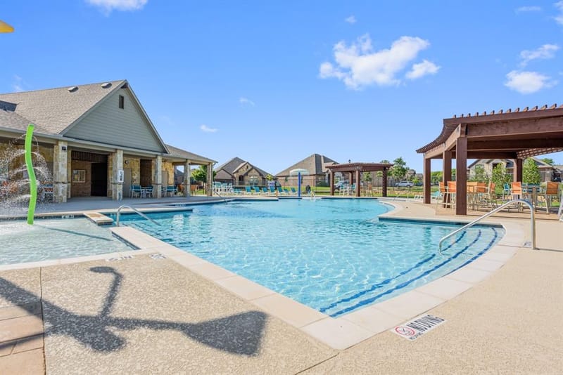 1014 Ashcroft Lane, Justin TX 76247 - Photo 8