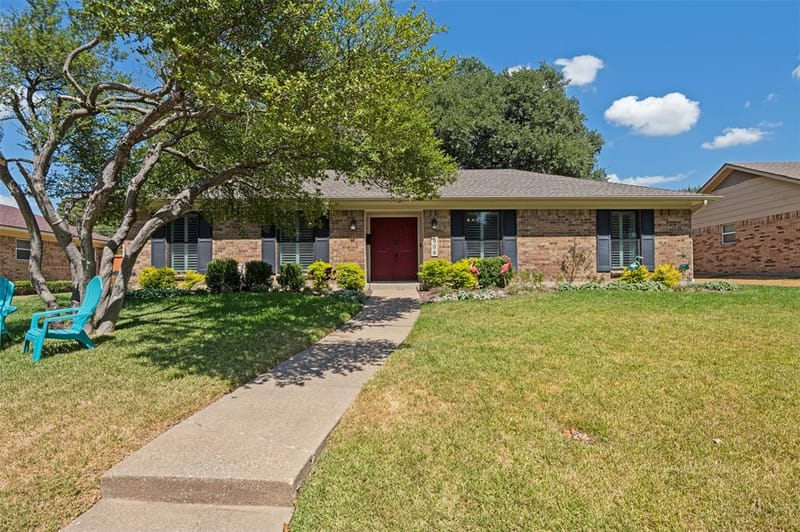 906 Loganwood Avenue, Richardson TX 75080