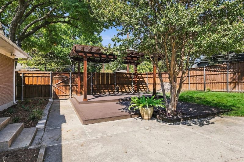 8805 Westfield Drive, Dallas TX 75243 - Photo 30