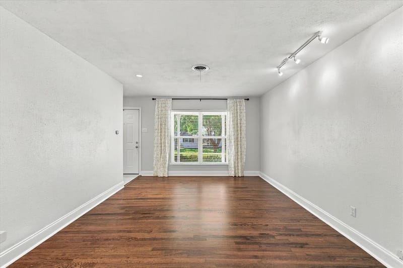 8805 Westfield Drive, Dallas TX 75243 - Photo 10