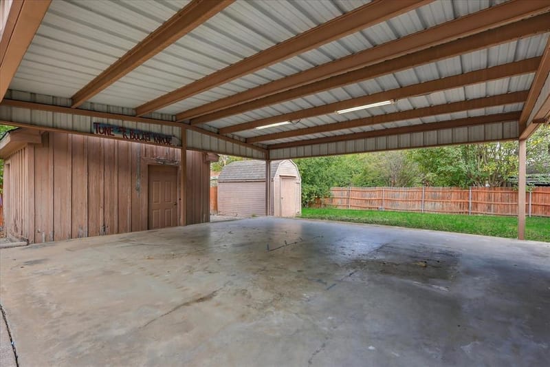6408 Chapman Drive, Greenville TX 75402 - Photo 27