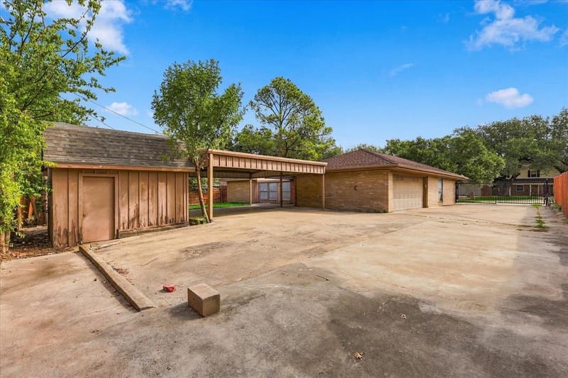 6408 Chapman Drive, Greenville TX 75402 - Photo 30