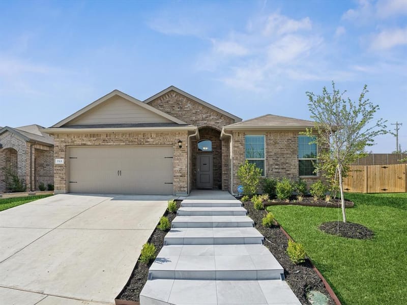 765 Beebrush Drive, Fort Worth TX 76131