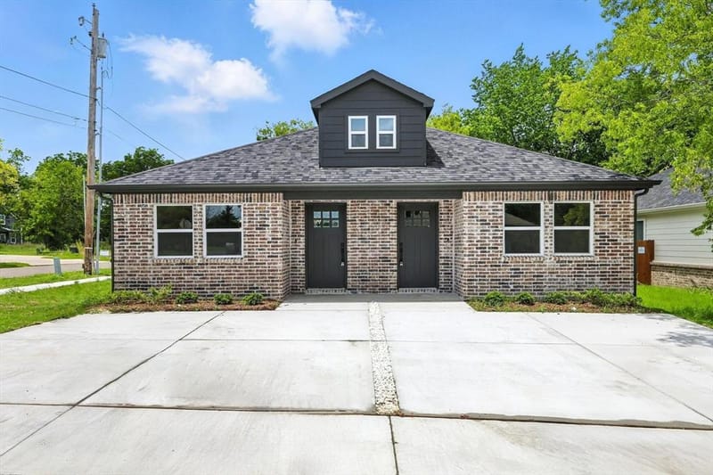 3206 Sayle Street # 102, Greenville TX 75401