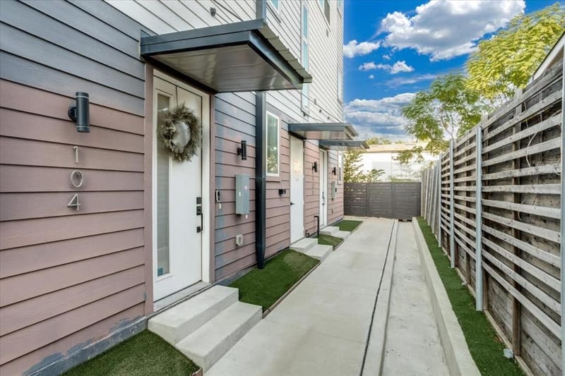 2038 N Prairie Avenue # 104, Dallas TX 75204 - Photo 23