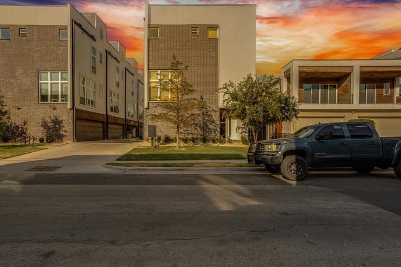 2038 N Prairie Avenue # 104, Dallas TX 75204 - Photo 2