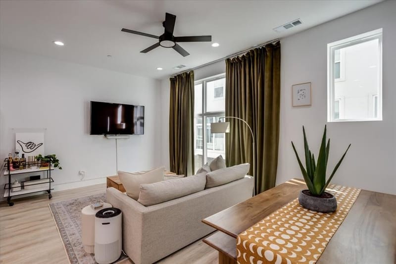 2038 N Prairie Avenue # 104, Dallas TX 75204 - Photo 3