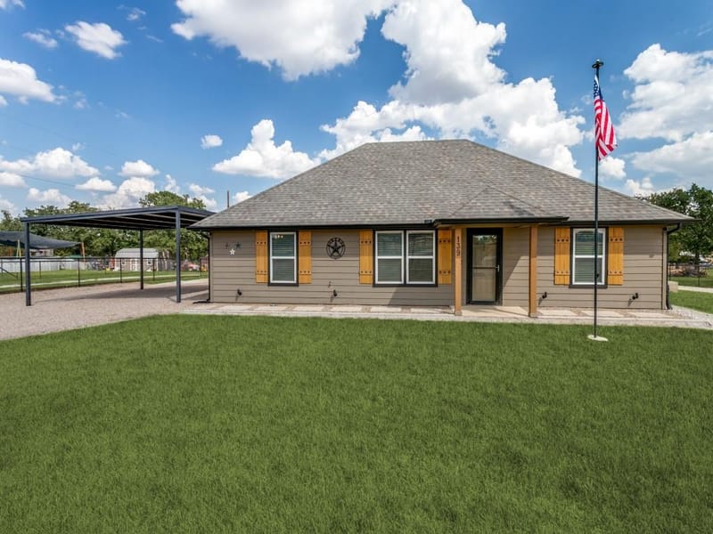 139 Brown Lane, Poolville TX 76487