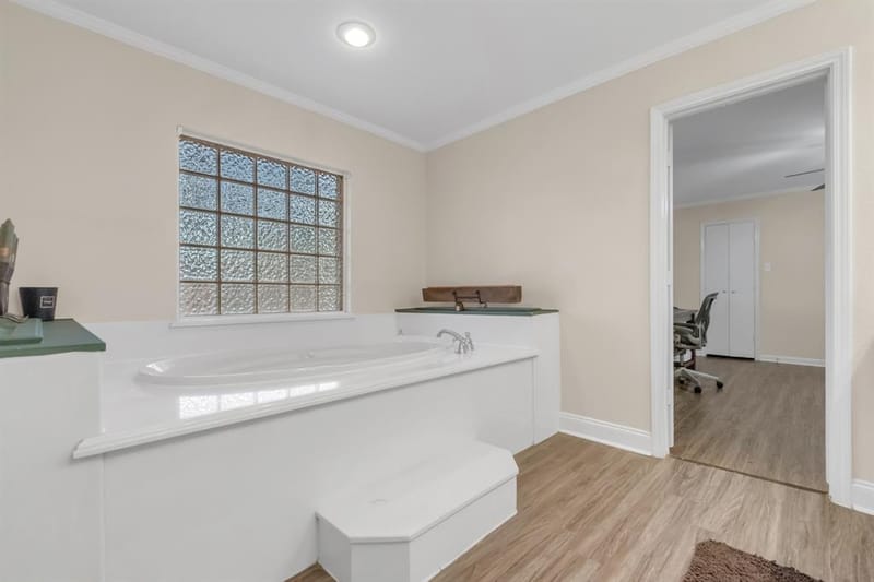 2225 Ridgedale Drive, Arlington TX 76013 - Photo 13