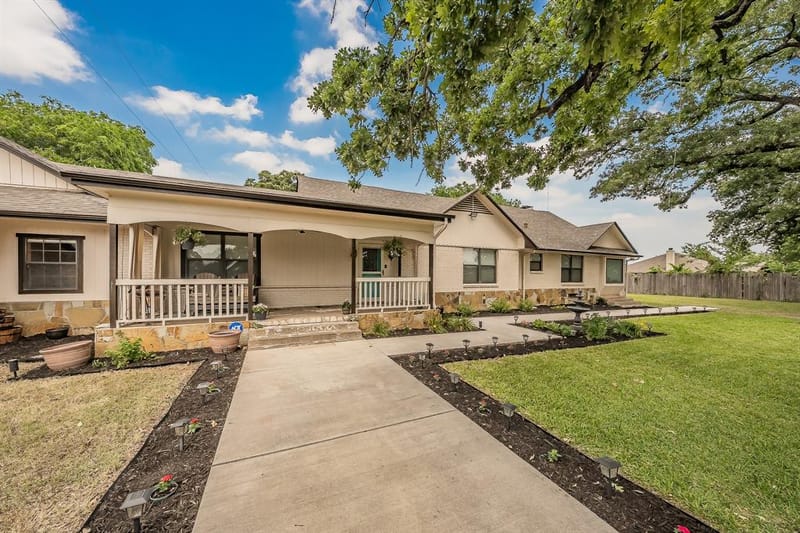 2313 Hickory Creek Road, Denton TX 76210