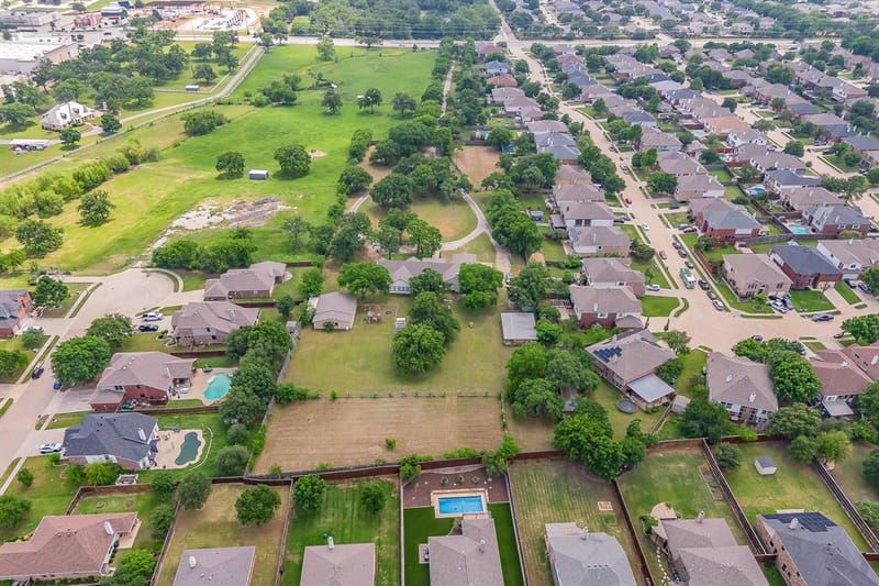 2313 Hickory Creek Road, Denton TX 76210 - Photo 38