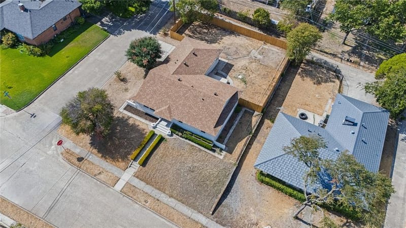 2361 Pinebluff Drive, Dallas TX 75228 - Photo 20