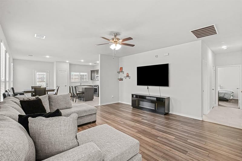 10812 Pinyon Court, Fort Worth TX 76108 - Photo 3
