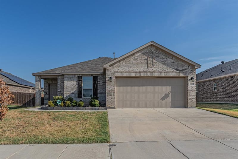 10812 Pinyon Court, Fort Worth TX 76108