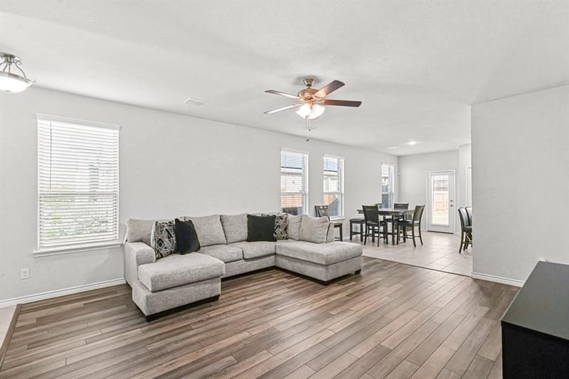 10812 Pinyon Court, Fort Worth TX 76108 - Photo 4