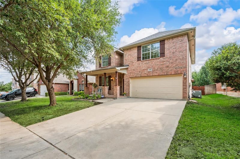 4952 Paddock Drive, Fort Worth TX 76244 - Photo 6