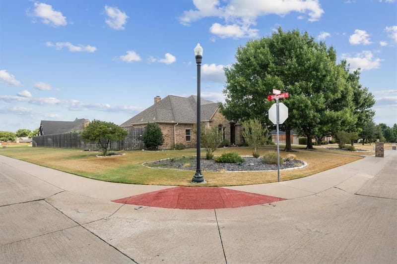 7211 Hamilton Drive, Midlothian TX 76065 - Photo 14