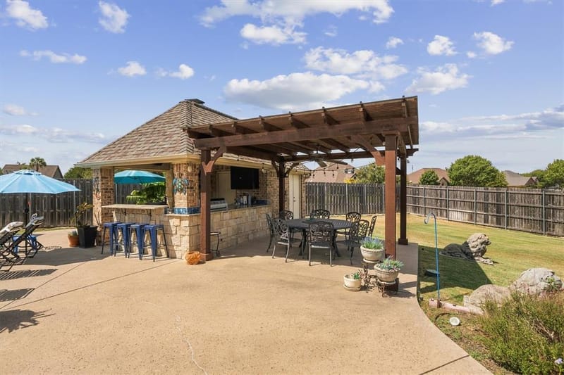 7211 Hamilton Drive, Midlothian TX 76065 - Photo 11