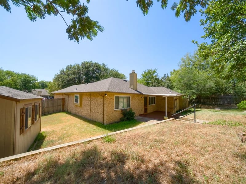 2336 Carlisle Court, Grand Prairie TX 75052 - Photo 27